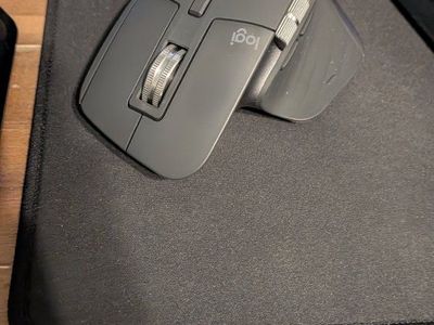 Logitech MX Master 3S Wireless Performance Mouse Dark Gray (Used)