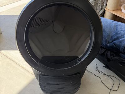 Kitty Litter Robot 4 Automatic Self-Cleaning Litter Box for Cats, Black