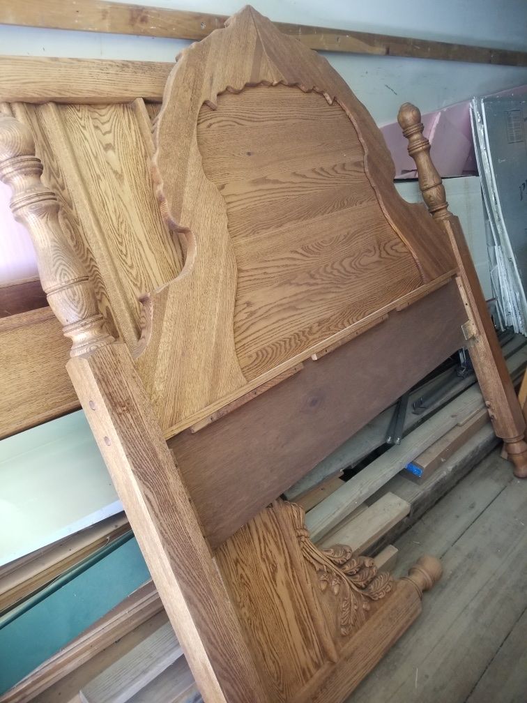 Oakwood Interiors OakCrest Collection Mansion Bed - Solid Oak, Ornate Carvings, Full/Queen/King