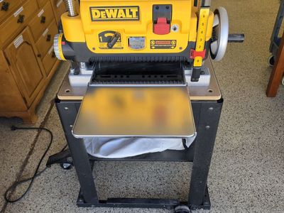 Dewalt Thickness Planer on Rolling Stand with Dust Collection