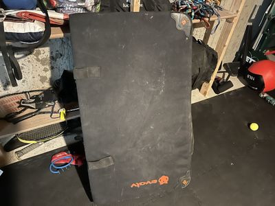 Evolv Climbing Crash Pad - Used, Good Condition Bouldering Mat