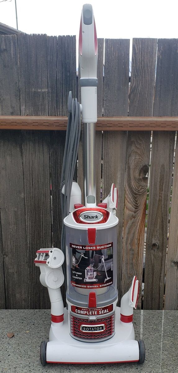 SHARK ROTATOR PROFESSIONAL VACUUM CLEANER