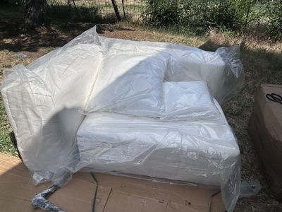 NEW- Corner couch “Read Description”