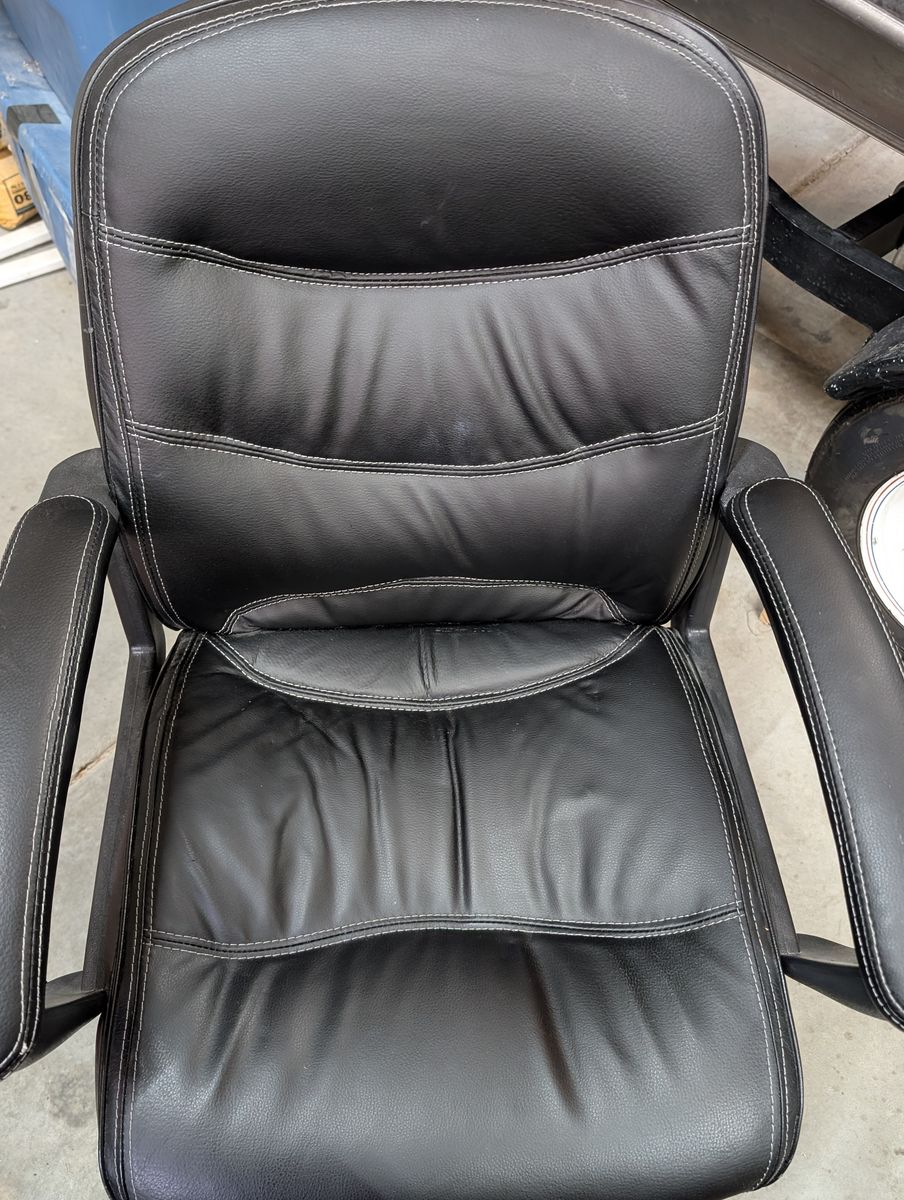 Nice and lightly used Black Computer chair