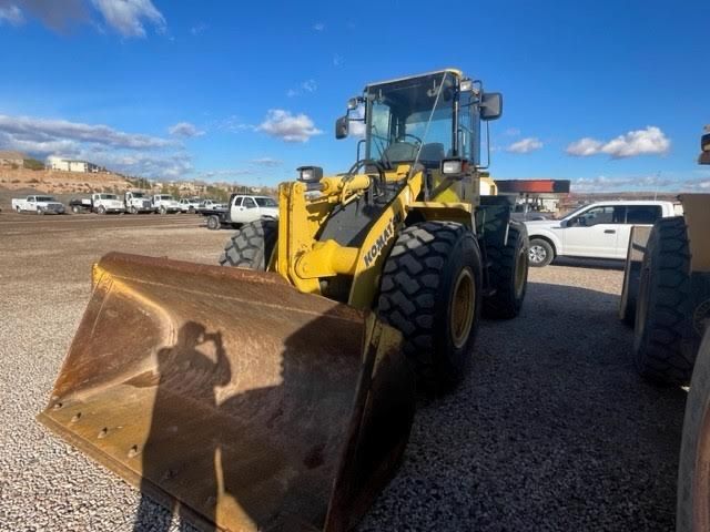 Komatsu WA-200-5 (wheel loader)