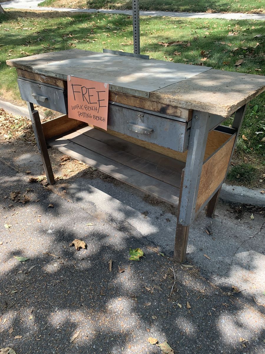 FREE Work bench/Potting bench