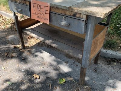 FREE Work bench/Potting bench