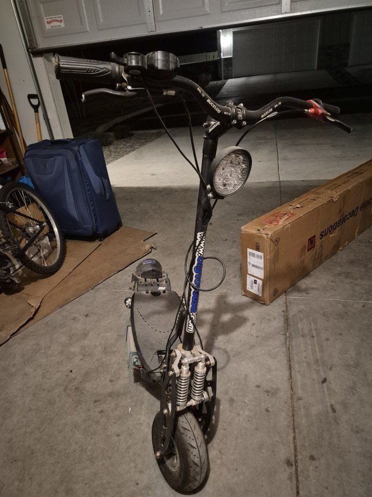 custom electric scooter 2800 watts