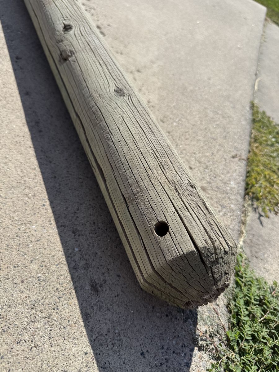 Round treated fencing logs 4X4X10