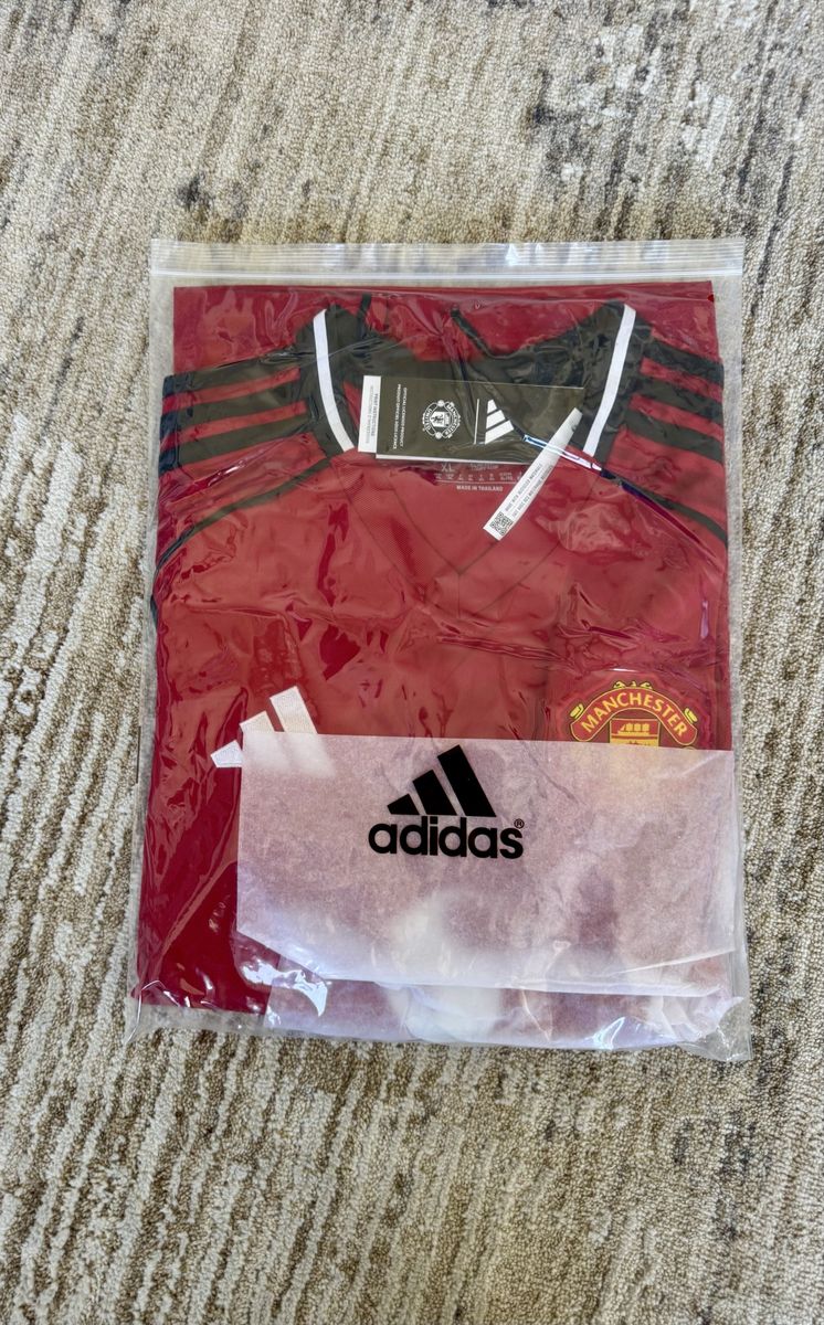 Adidas Manchester United Home Jersey 2025/2026 Men's XL Red Snapdragon AEROREADY New with Tags