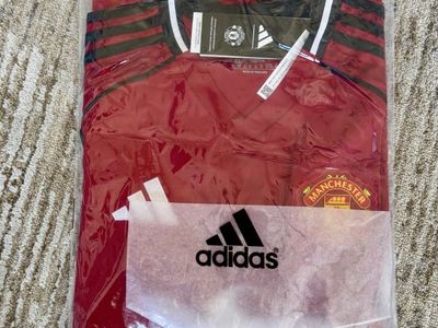 Adidas Manchester United Home Jersey 2025/2026 Men's XL Red Snapdragon AEROREADY New with Tags