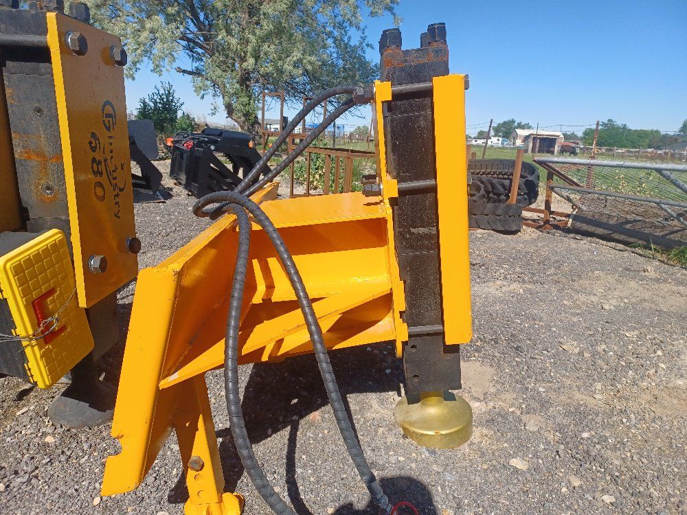 NEW SKID STEER POST POUNDER