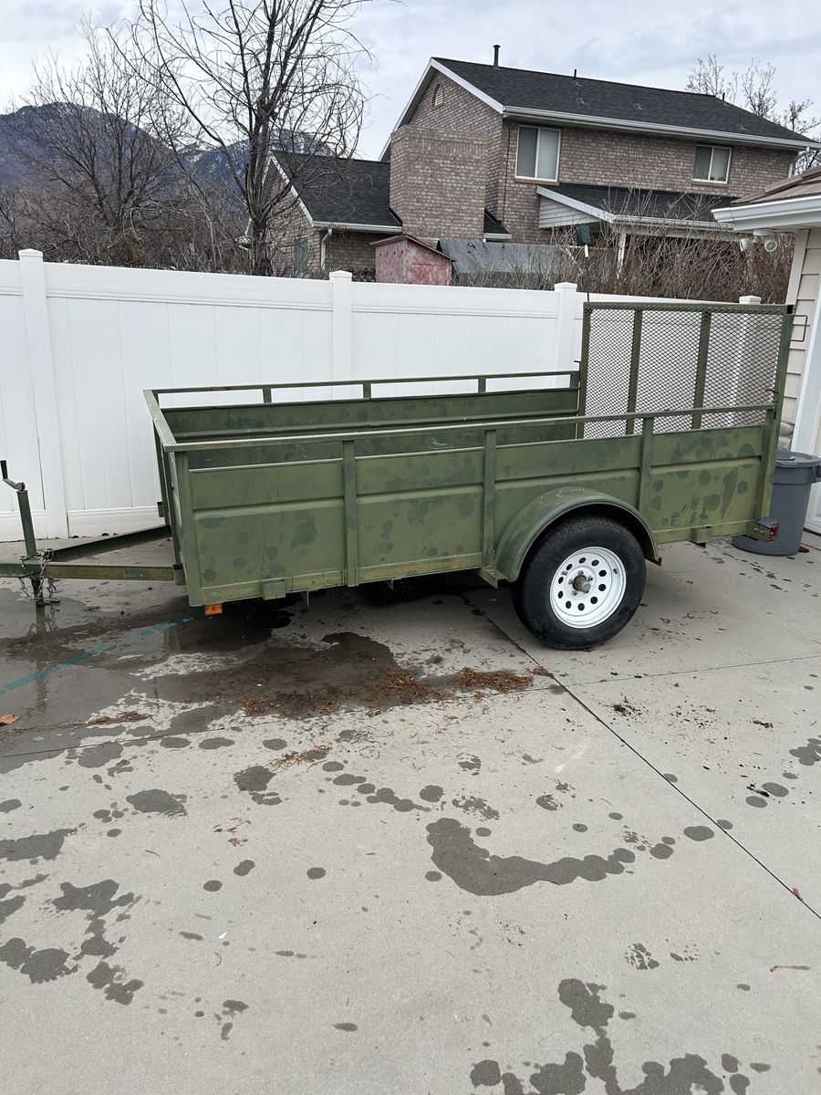 Utility trailer