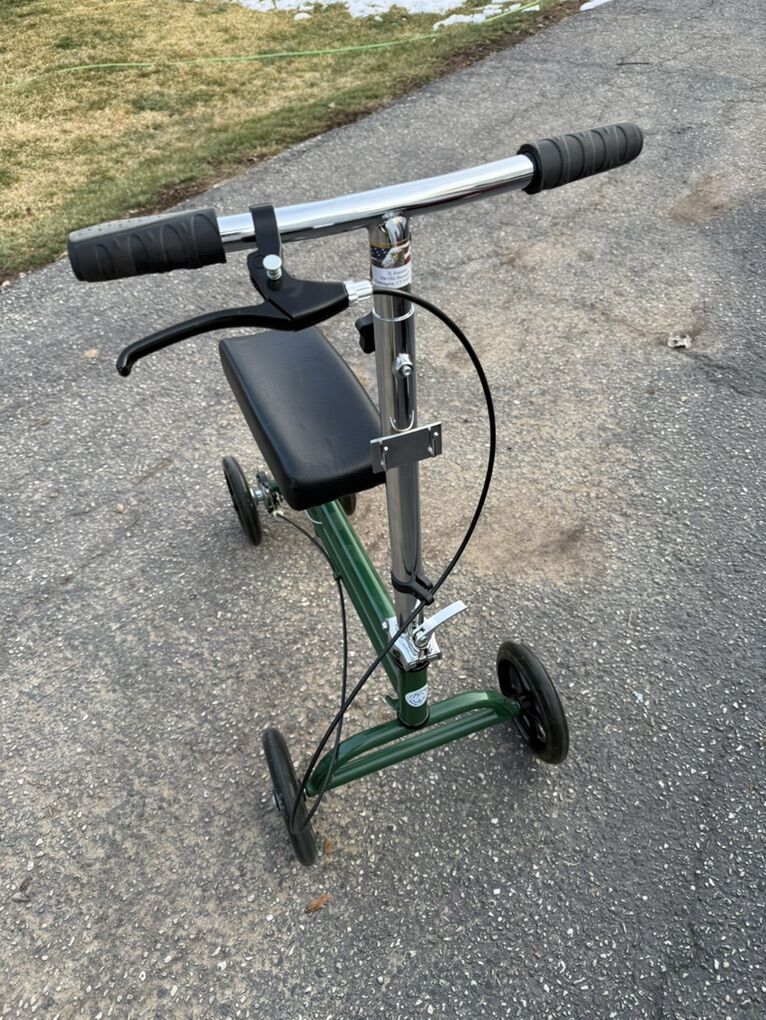 Knee Scooter