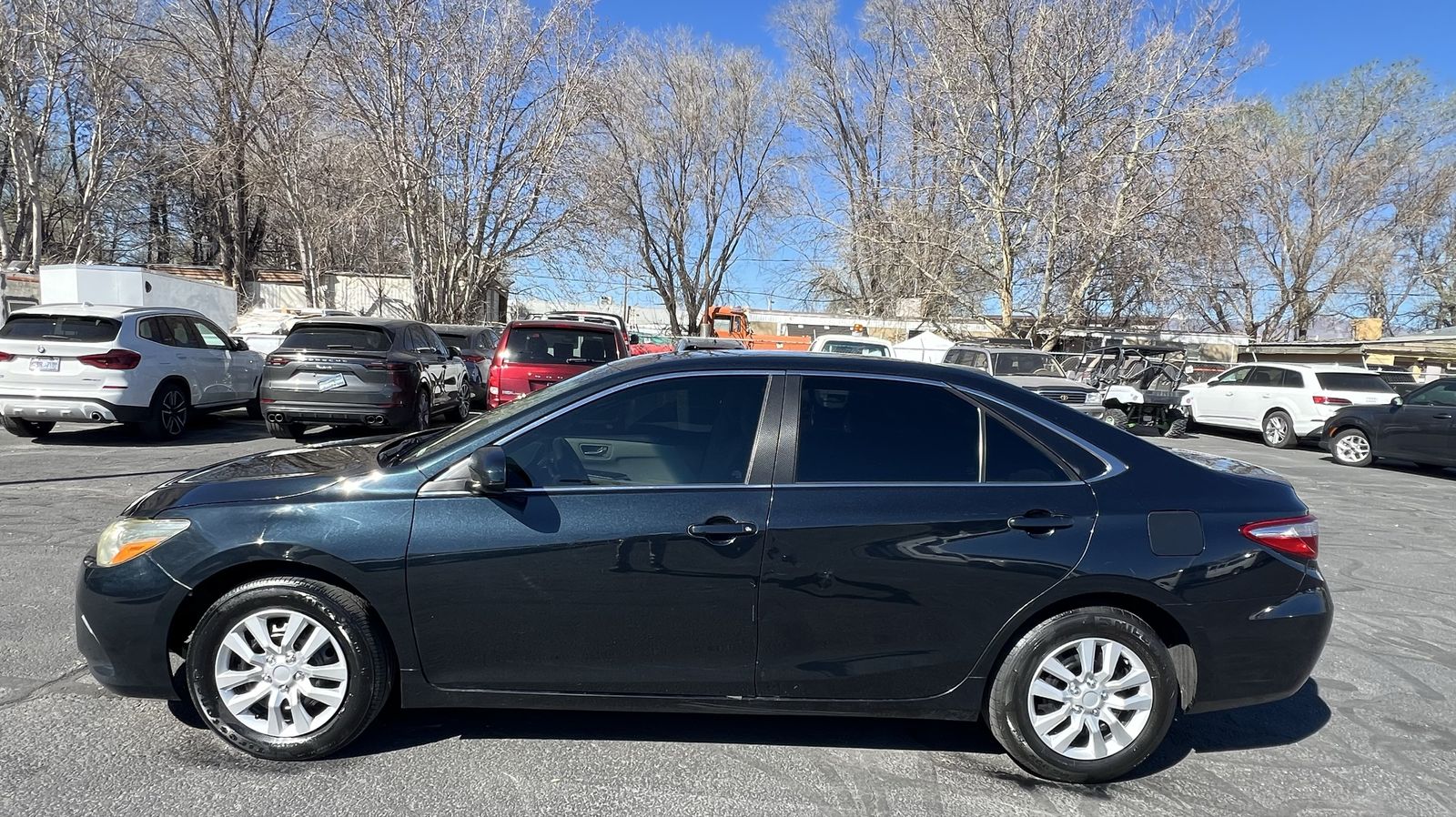 2015 TOYOTA CAMRY LE