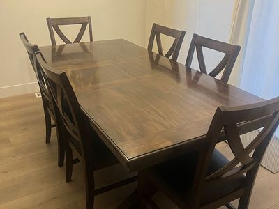 Dining table and 6 chairs