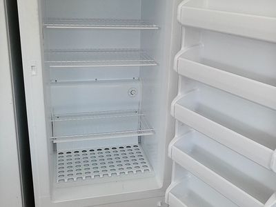 14 cf Upright Frostfree Freezer~90 Day Guarantee