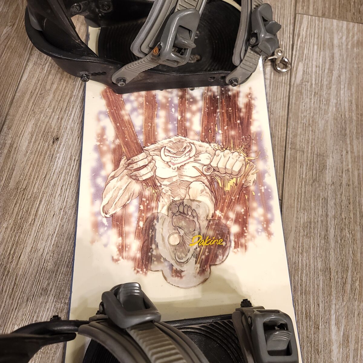 NS 168 Sasquatch Big Foot Snowboard w/ Bindings