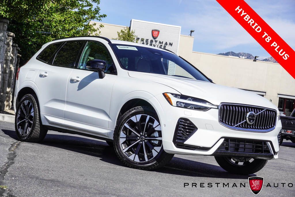 2026 Volvo XC60 T8 Plus