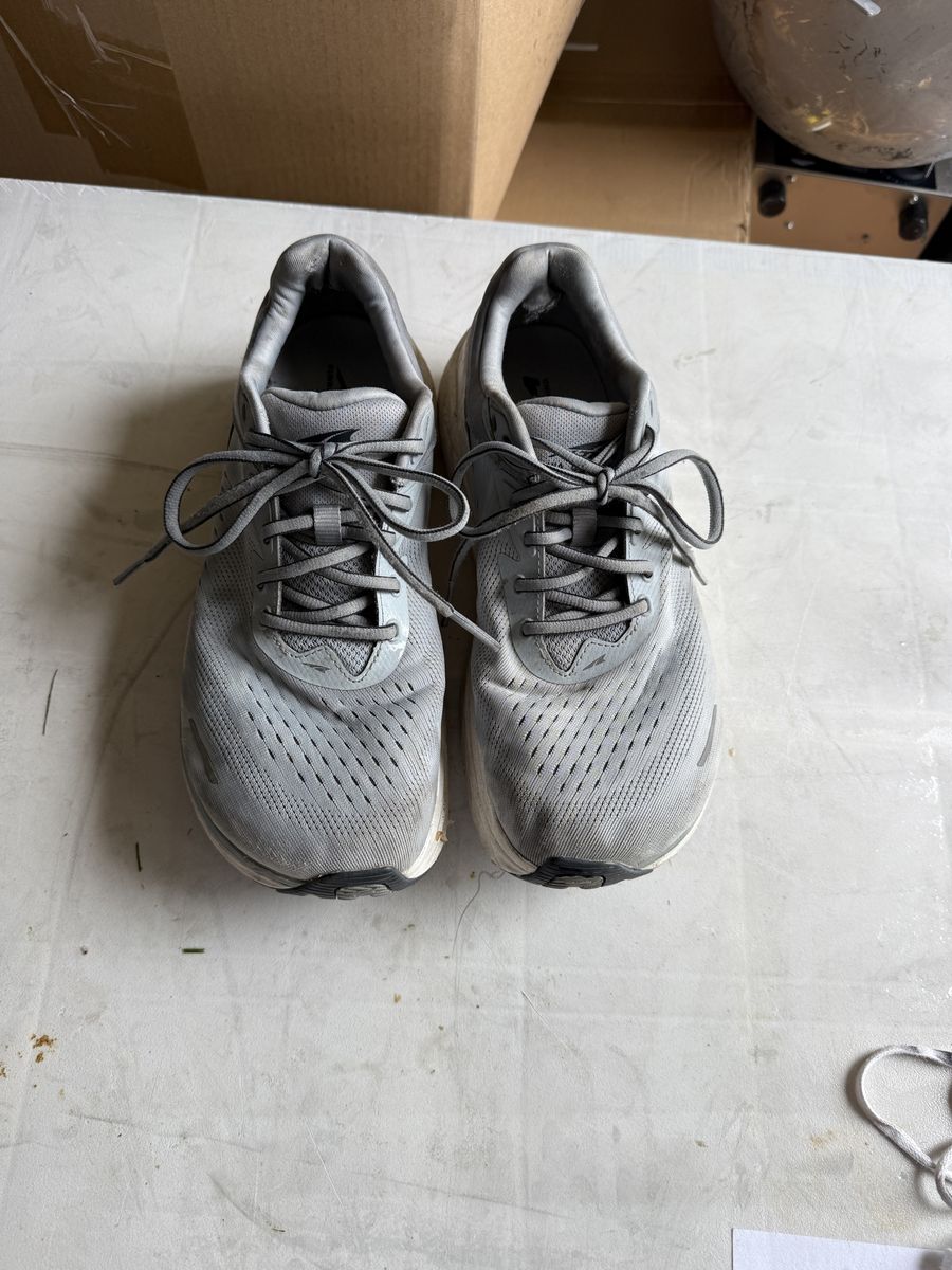 Altra Men's Gray Athletic Running Sneakers Size 9.5