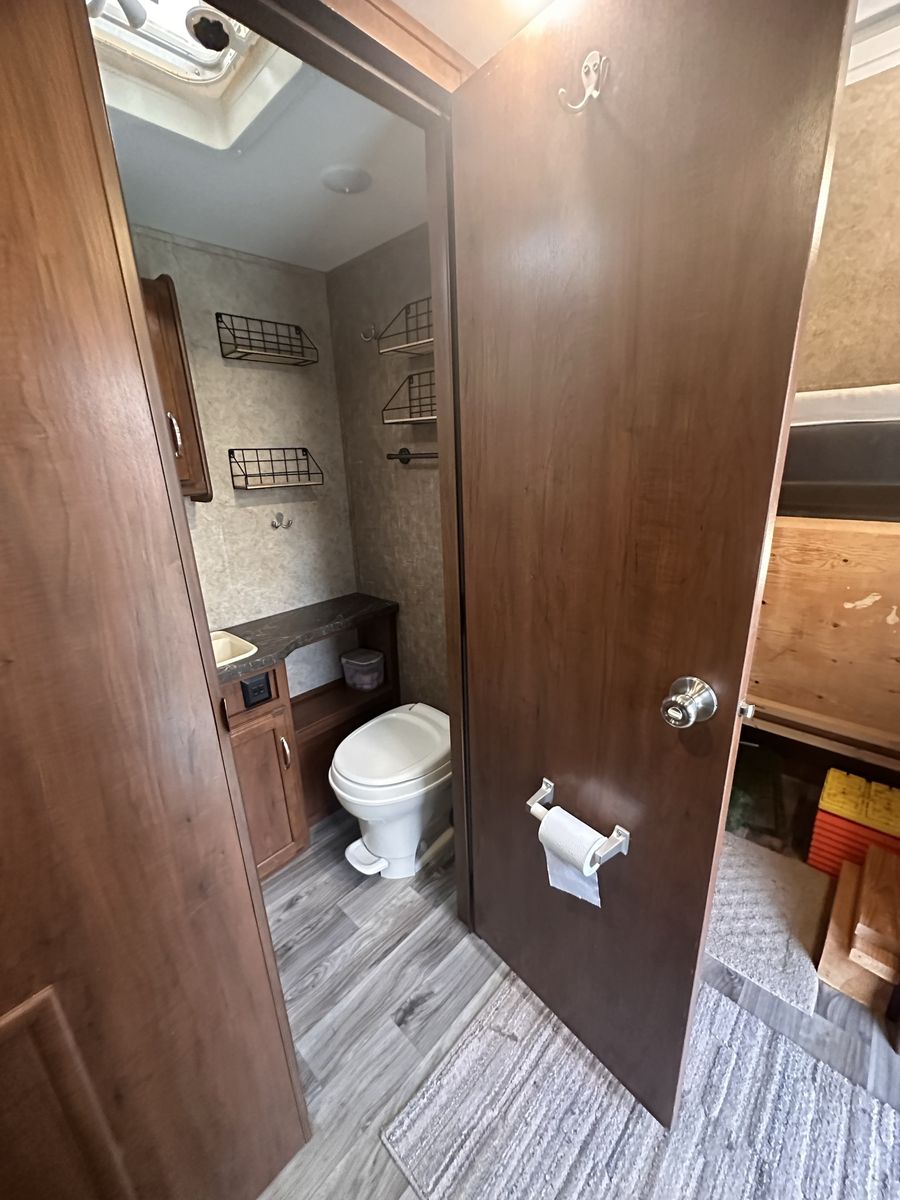 Main image 21