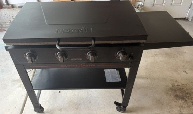Nexgrill Flat Top Propane Grill