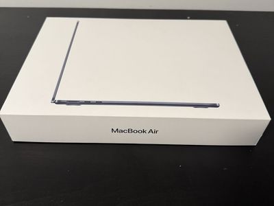 Macbook Air M5 16GB 256 Storage