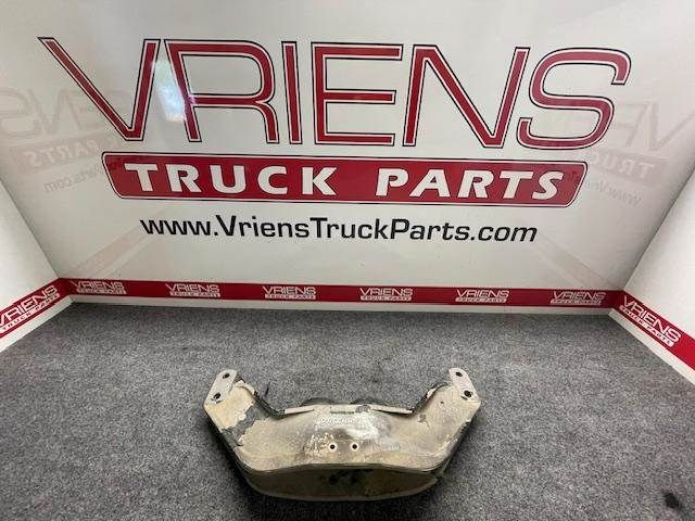 Paccar Front Engine Support Cast Aluminum, Part # 05-15046M002