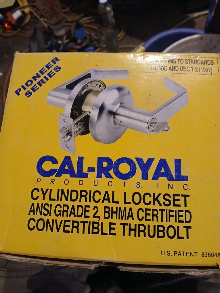 CAL-ROYAL CYLINDRICAL LOCKSET $$18