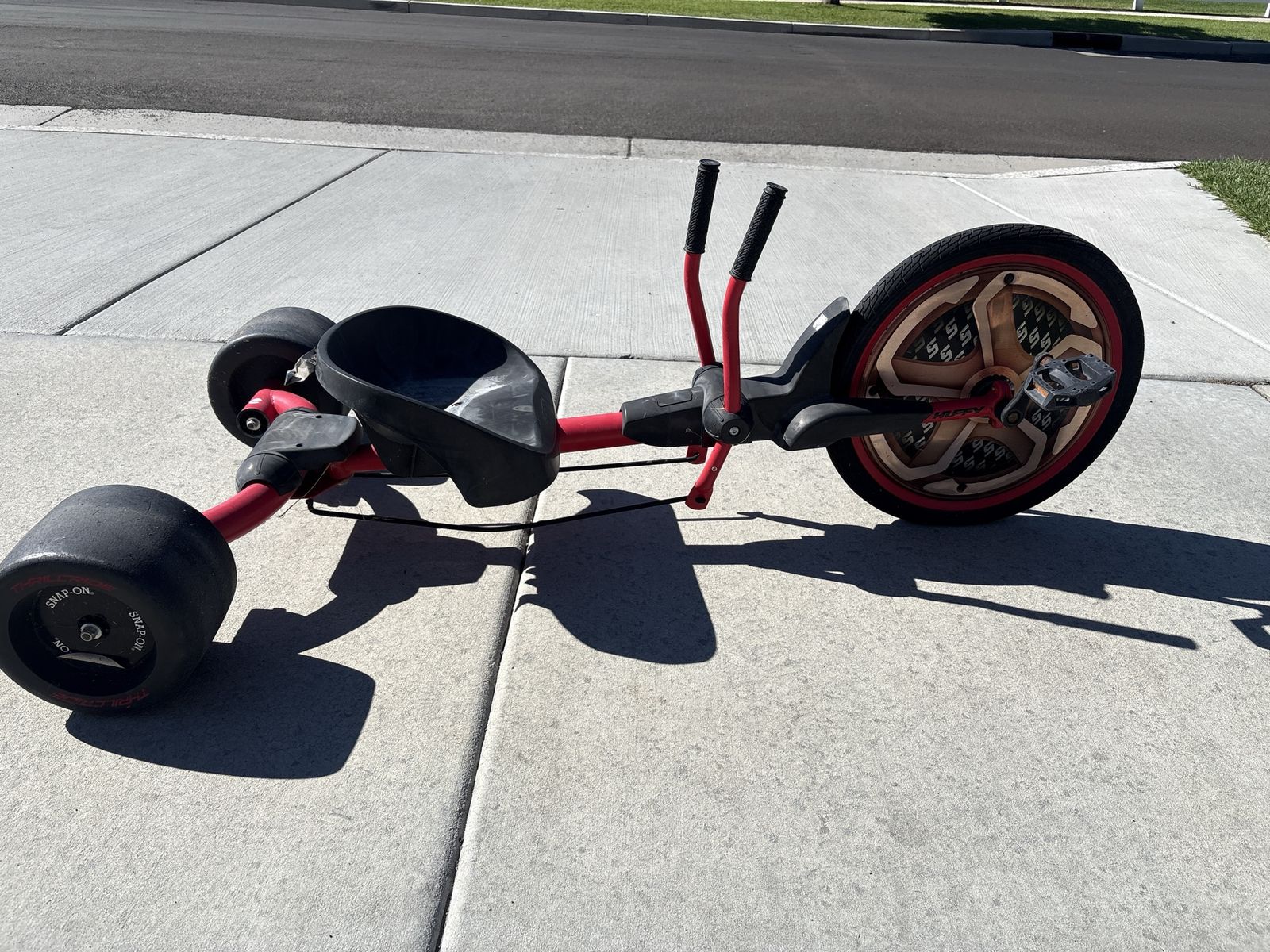 Huffy Green Machine Drift Trike Red Black