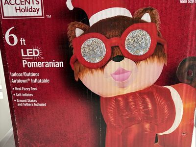 New Christmas 6ft LED Airblown Inflatable Pomeranian Dog with Santa Hat Outfit Sunglasses Shaggy Hair Fuzzy Feel never opened