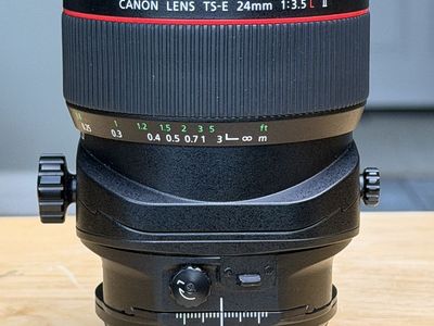 Canon 24mm TS-E II L Tilt-Shift lens