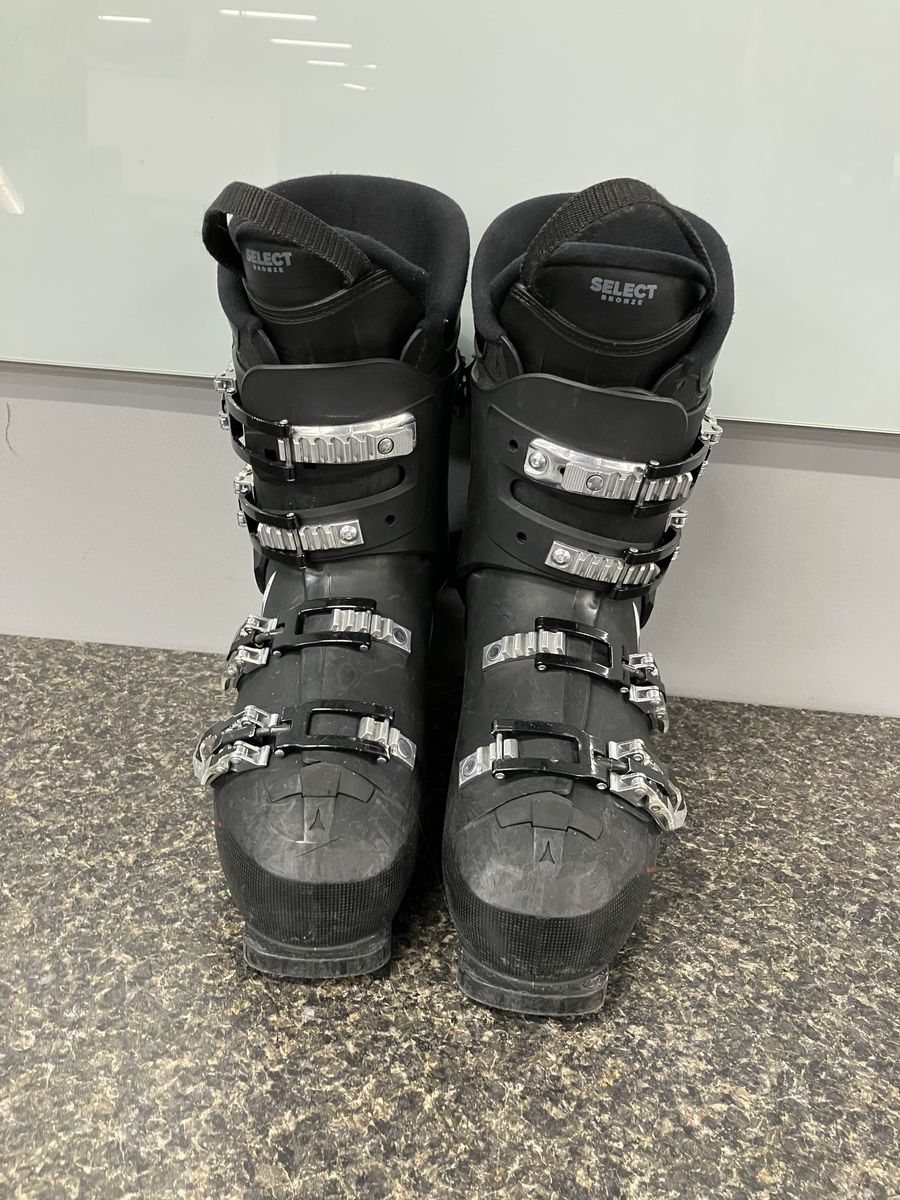 Used Atomic Hawx Magna R90 - 27.5 MP