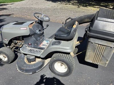 Craftsman Lt2000 Riding Lawn Mower Lawnmower