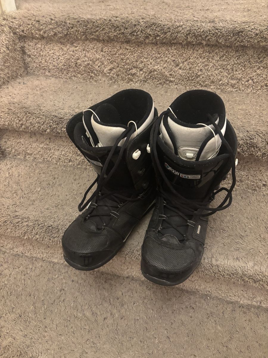 Snowboard boots size 13/14 men’s