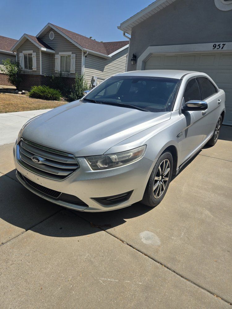 2014 Ford Taurus Limited