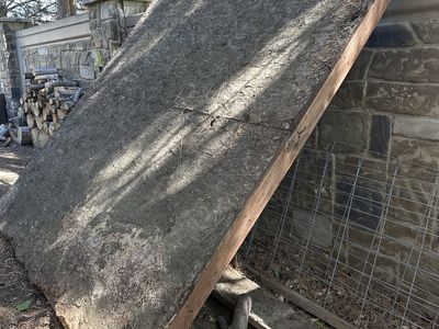 Free platform used under a shed
