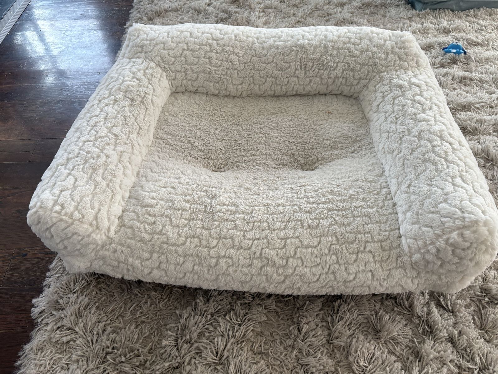 Pet bed