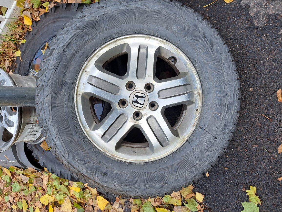 wheels and rims 235/70R16