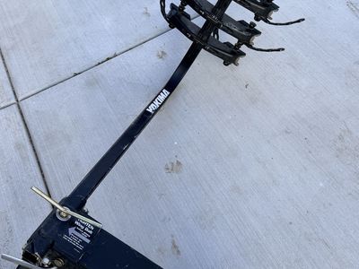 Yakima SwingDaddy 4-Bike Hitch Mount Rack - Used, Holds 4 Bikes, Swing Away Access