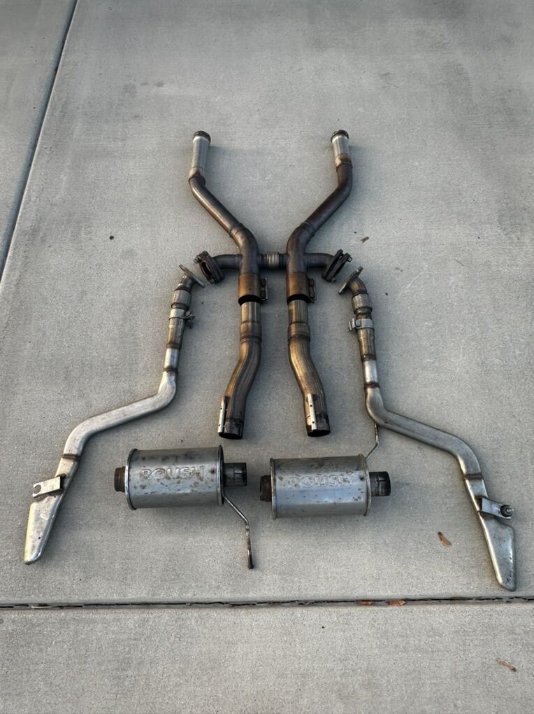 Boss 302 H-pipe Exhaust w/Roush Mufflers
