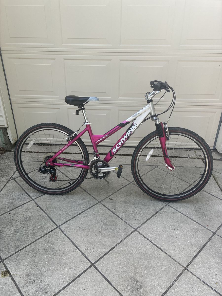 Schwinn mountain bike