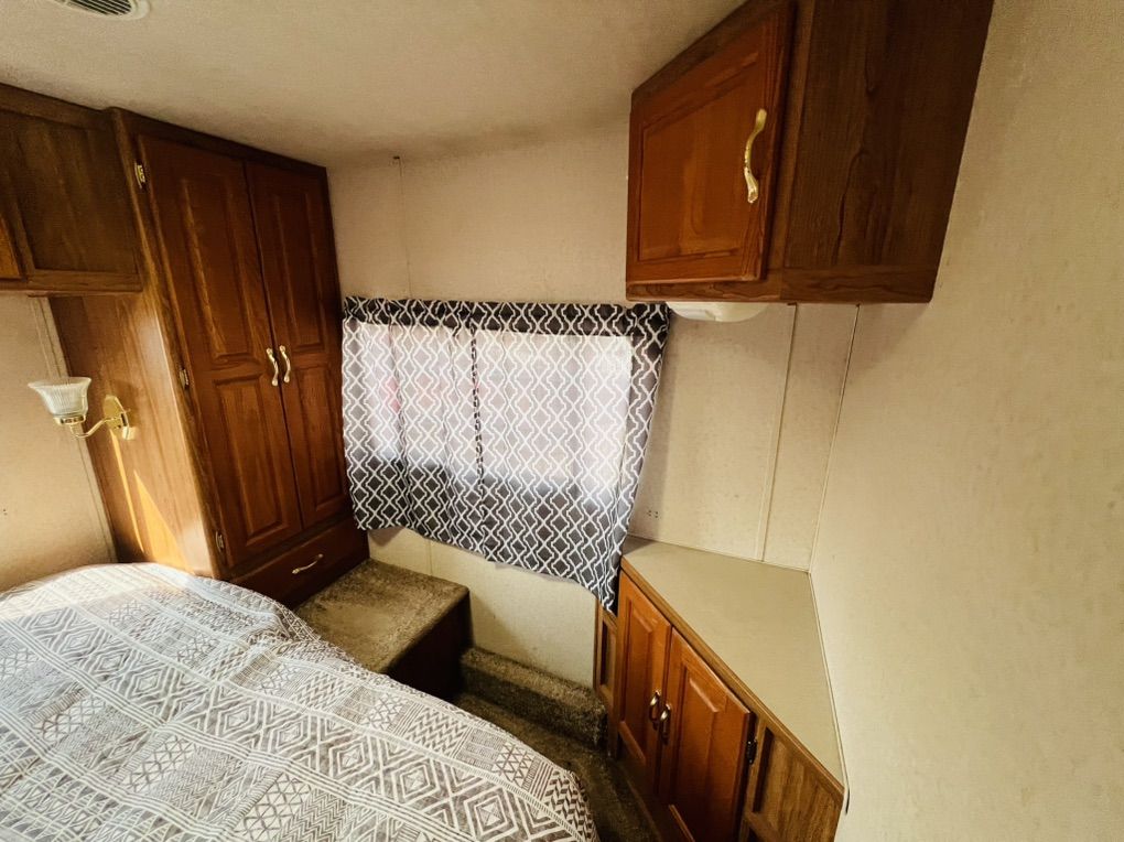Main image 13