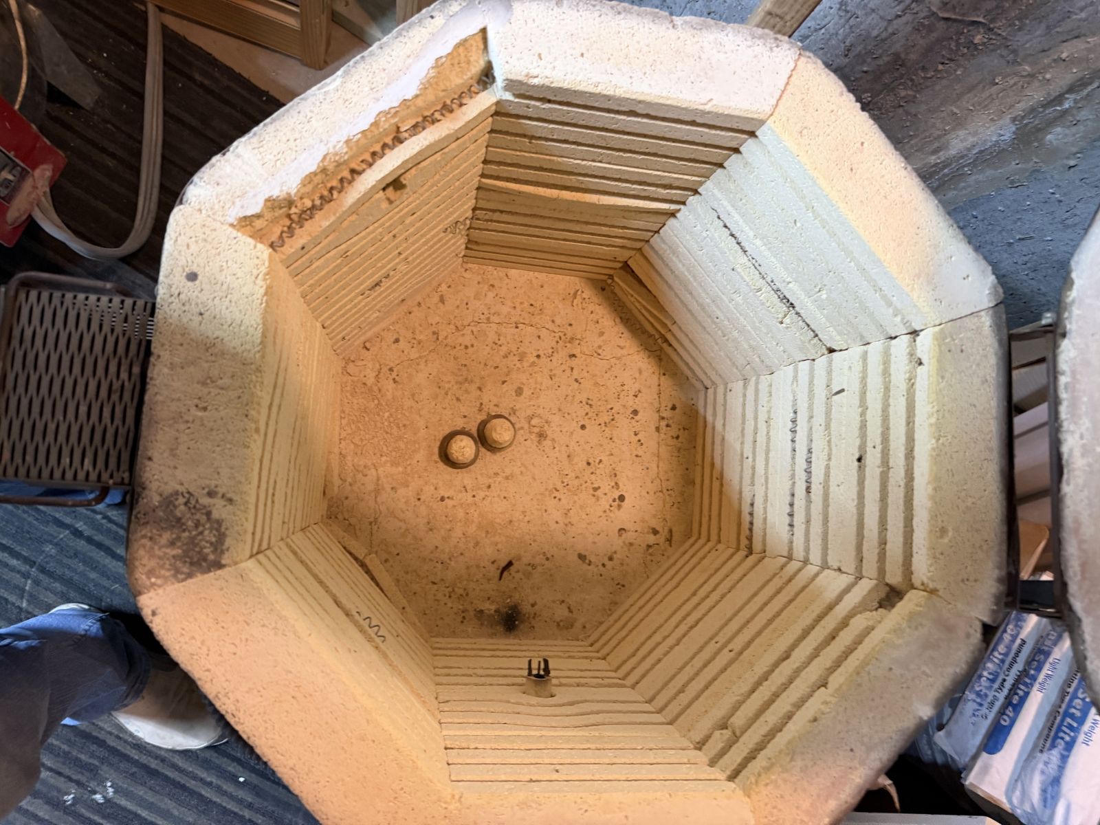 Main image 9