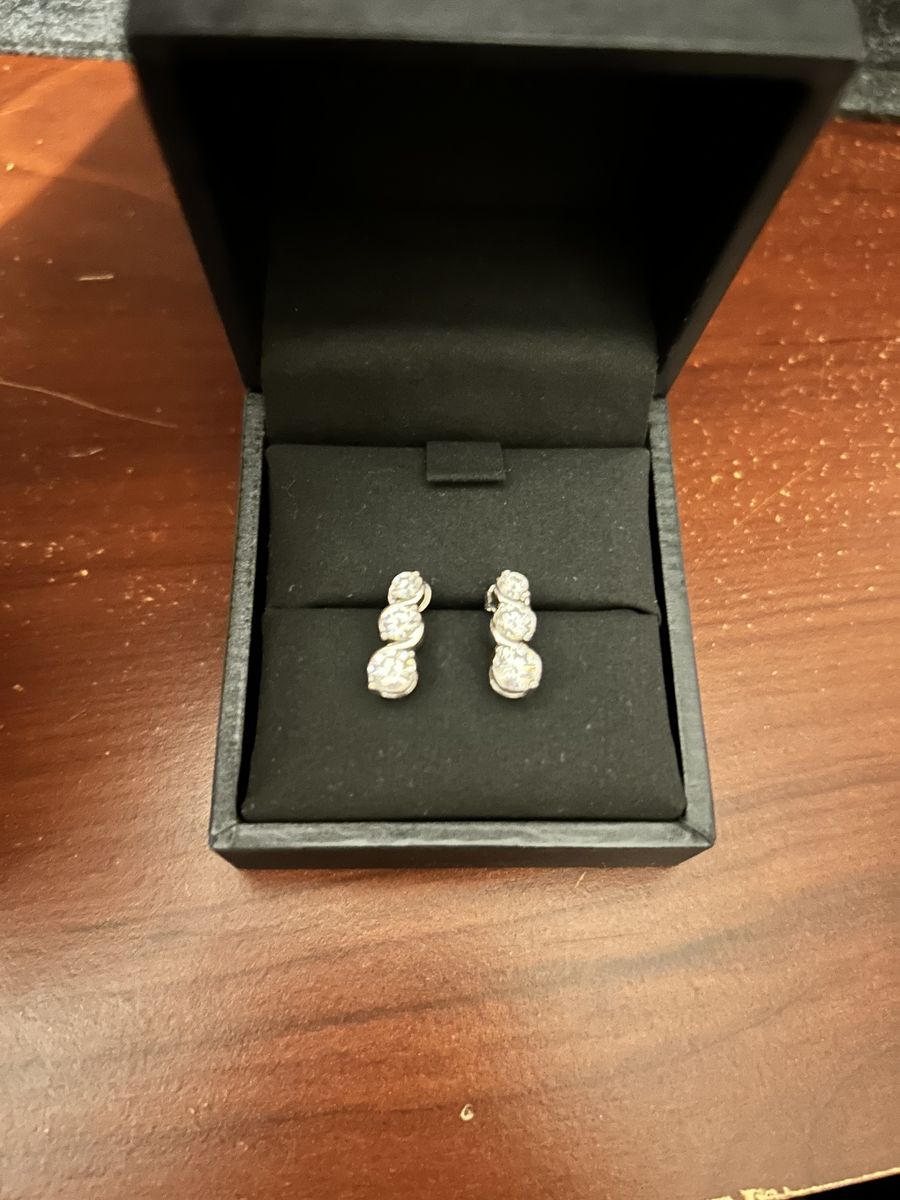 NOLA MOISSANITE EARRINGS 1.53 CARAT