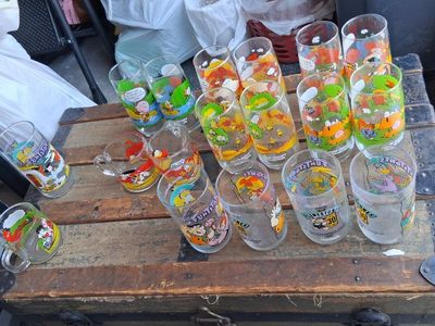 Vintage Cartoon Glasses Collection - Flintstones, Camp Snoopy, Garfield Mugs & Tumblers