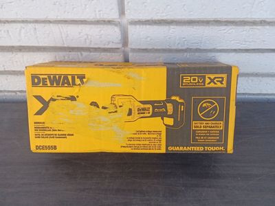 DeWalt drywall cut out tool