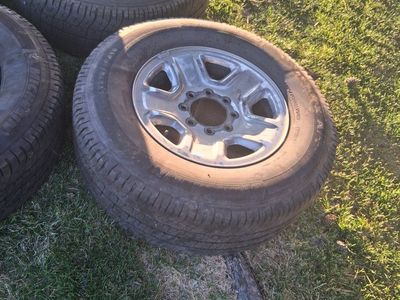 Used LT275/70R18 Tires on Rims - Set of 4