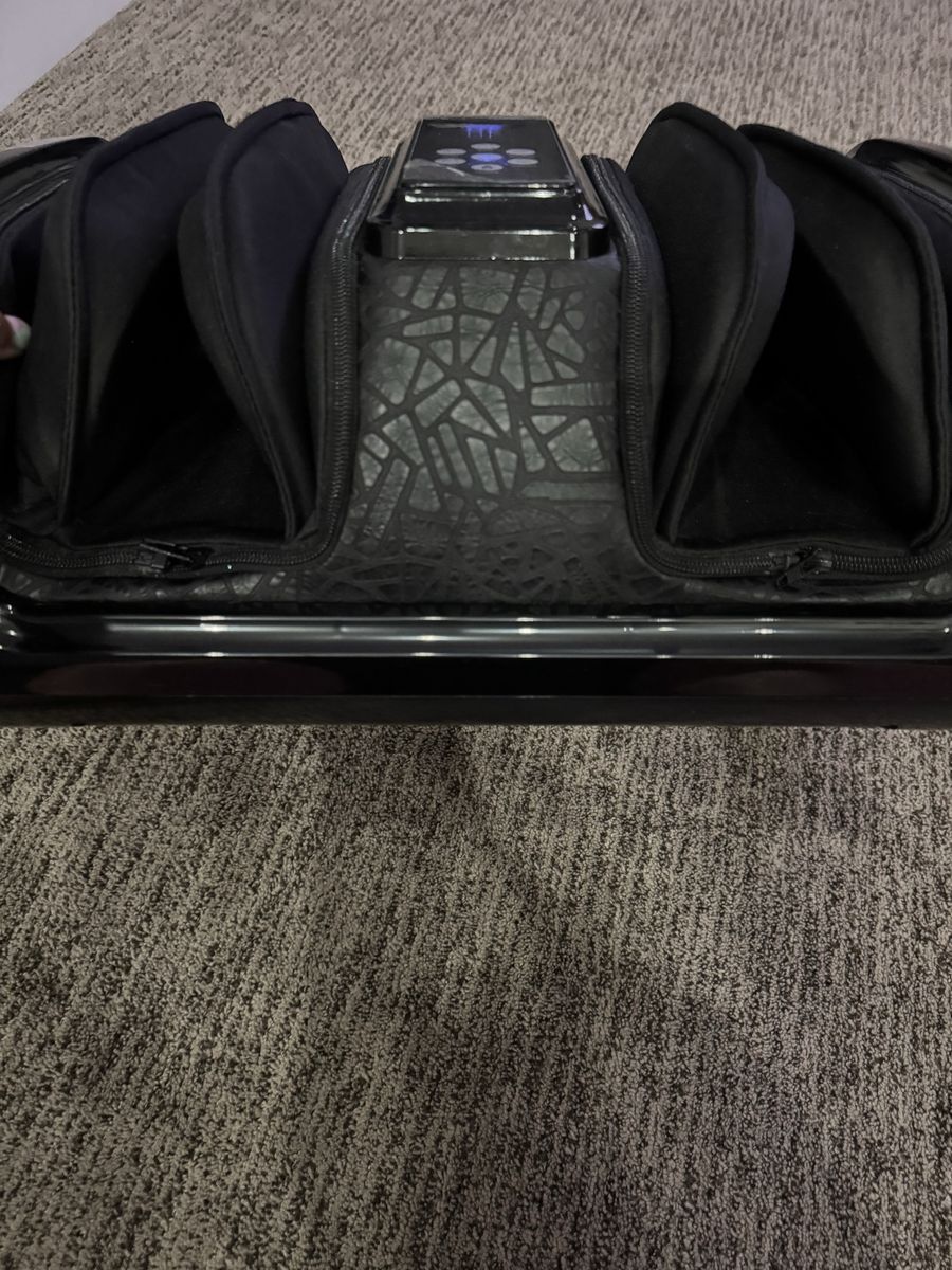 Main image 3