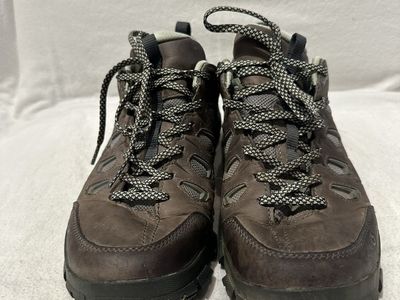 Oboz women’s size 10 or EU 41.5 Brown Leather & textile WP hiking shoes